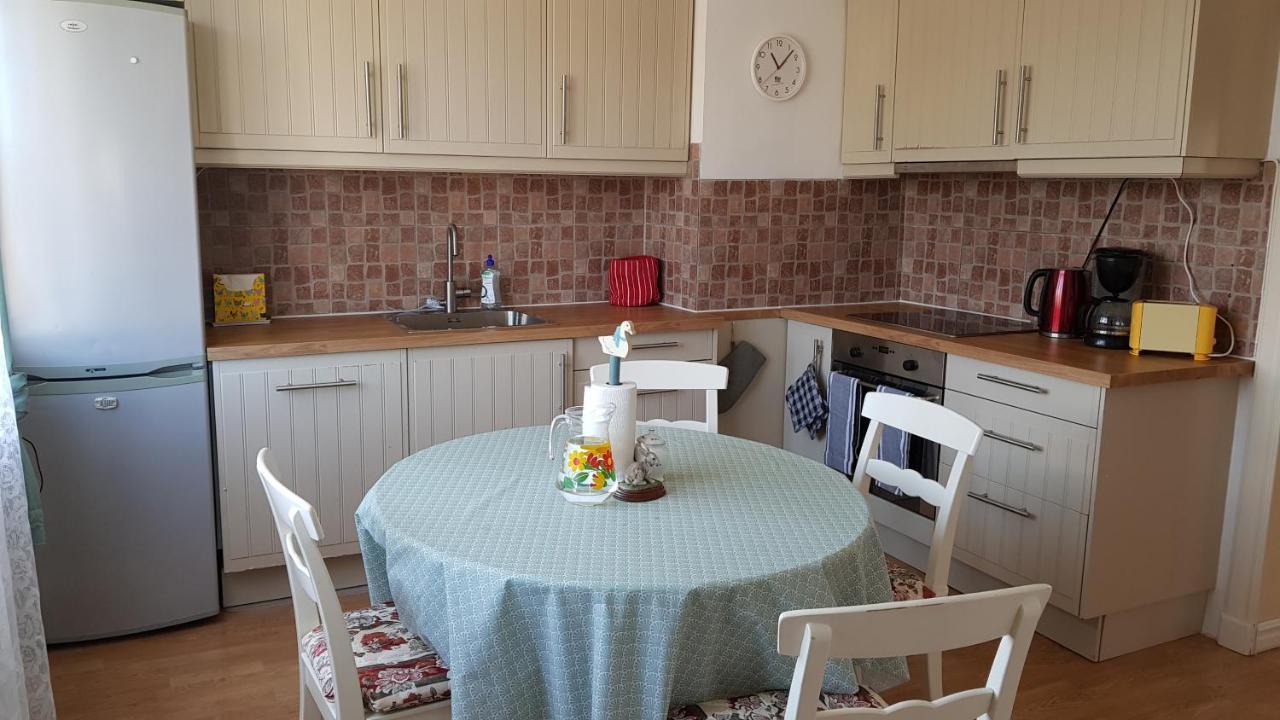 Trevligt Hus Med Egen Gard Och Fri Wifi, Emmaboda Kommun, Lindas Exterior photo