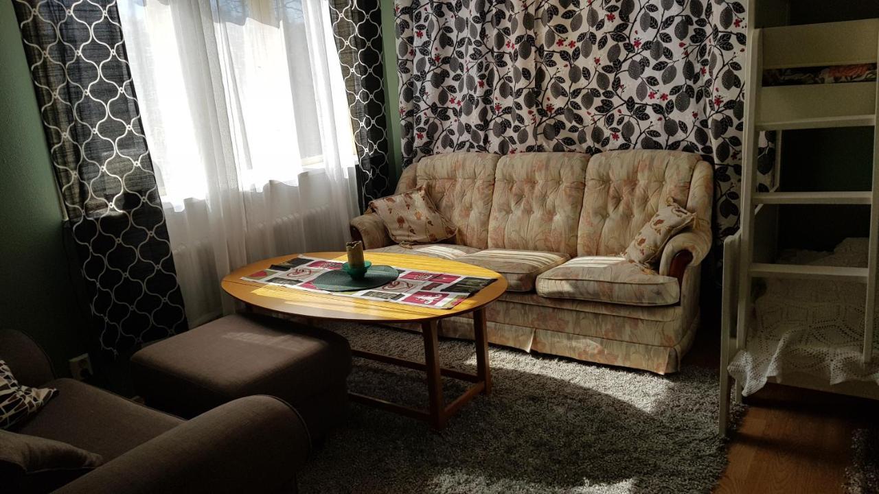 Trevligt Hus Med Egen Gard Och Fri Wifi, Emmaboda Kommun, Lindas Exterior photo