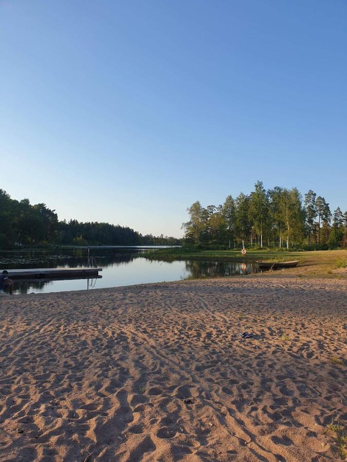 Trevligt Hus Med Egen Gard Och Fri Wifi, Emmaboda Kommun, Lindas Exterior photo